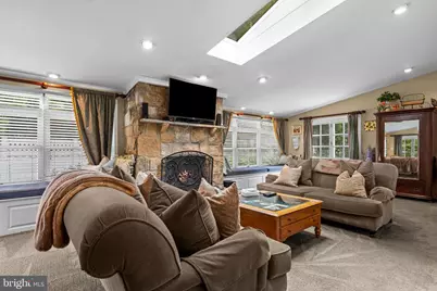 8 S Providence Road, Wallingford, PA 19086 - Photo 12