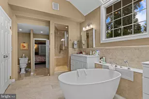 8 S Providence Rd, Wallingford, PA 19086 - Photo 28