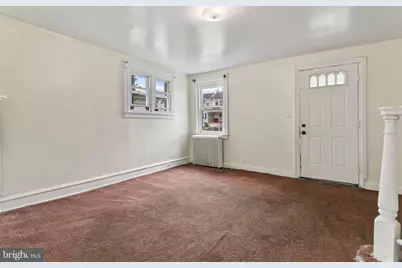 7038 Clover Lane, Upper Darby, PA 19082 - Photo 4