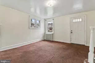 7038 Clover Ln, Upper Darby, PA 19082 - Photo 4