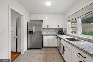 251 W Essex Ave, Lansdowne, PA 19050 - Photo 10