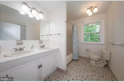623 N Morton Avenue, Morton, PA 19070 - Photo 24