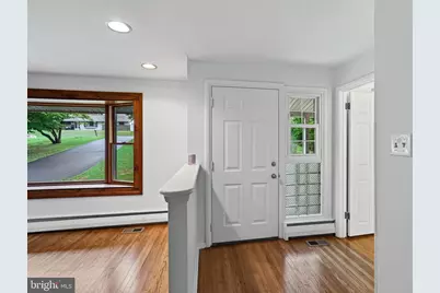 905 Ridley Creek Drive, Media, PA 19063 - Photo 4