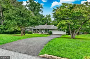 905 Ridley Creek Dr, Media, PA 19063 - Photo 1