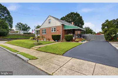 2 Myrtle Avenue, Ridley Park, PA 19078 - Photo 4