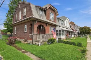 1 Chestnut St, Marcus Hook, PA 19061 - Photo 2