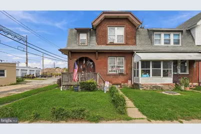 1 Chestnut Street, Marcus Hook, PA 19061 - Photo 1