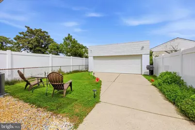 411 Crotzer Avenue, Folcroft, PA 19032 - Photo 22