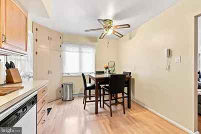 411 Crotzer Avenue, Folcroft, PA 19032 - Photo 10