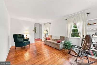 2404 Georgian Lane, Broomall, PA 19008 - Photo 2