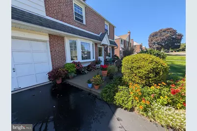 2404 Georgian Lane, Broomall, PA 19008 - Photo 2