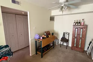 5200 Hilltop Dr, Brookhaven, PA 19015 - Photo 2