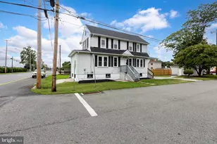 92 S Governor Printz Blvd, Essington, PA 19029 - Photo 2