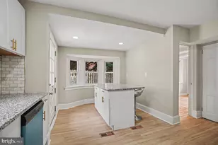 407 Beverly Blvd, Upper Darby, PA 19082 - Photo 10