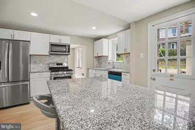 407 Beverly Boulevard, Upper Darby, PA 19082 - Photo 12