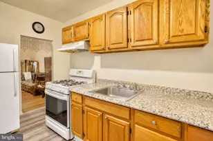 202 Greenway Ave, Darby, PA 19023 - Photo 6