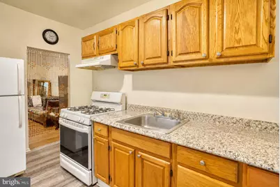 202 Greenway Avenue, Darby, PA 19023 - Photo 4