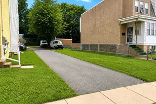 202 Greenway Ave, Darby, PA 19023 - Photo 2