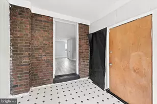 557 Timberlake Rd, Upper Darby, PA 19082 - Photo 2