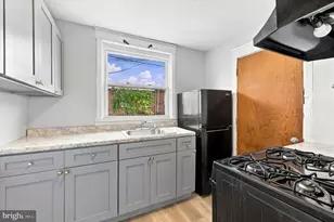 557 Timberlake Rd, Upper Darby, PA 19082 - Photo 10