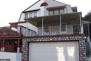 14 Park Ave, Upper Darby, PA 19082 - Photo 2