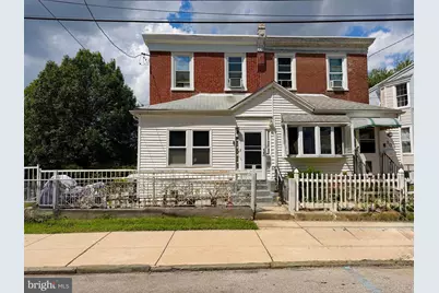 32 S 12th Street, Darby, PA 19023 - Photo 2