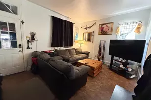 32 S 12th St, Darby, PA 19023 - Photo 18