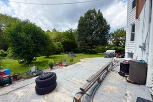 32 S 12th St, Darby, PA 19023 - Photo 8