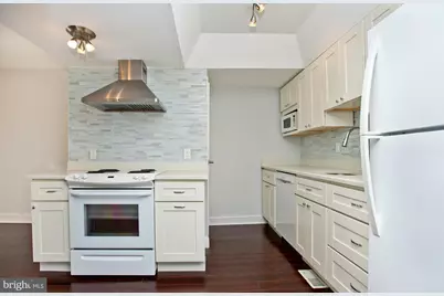 126 E Chelsea Circle, Newtown Square, PA 19073 - Photo 14