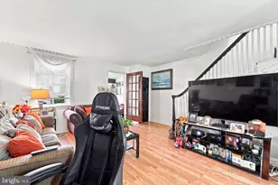 7144 Radbourne Rd, Upper Darby, PA 19082 - Photo 12