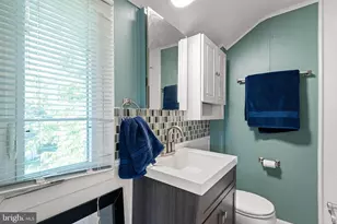 2338 Poe Rd, Secane, PA 19018 - Photo 18