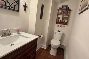 16 Clayton Park Dr, Glen Mills, PA 19342 - Photo 8