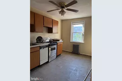 308 E Essex Avenue, Lansdowne, PA 19050 - Photo 4