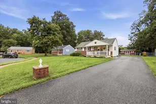 2386 2nd Ave, Marcus Hook, PA 19061 - Photo 2
