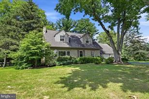 817 Ridge Ln, Media, PA 19063 - Photo 2