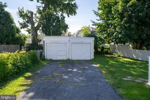 92 W Plumstead Ave, Lansdowne, PA 19050 - Photo 42