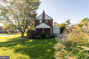 124 Brentwood Rd, Havertown, PA 19083 - Photo 2