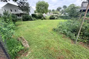 172 Blackthorne Ln, Aston, PA 19014 - Photo 6