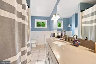 307 Seneca St, Essington, PA 19029 - Photo 12
