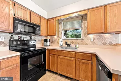 351 Danbury Lane, Glen Mills, PA 19342 - Photo 4