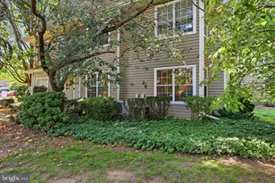 351 Danbury Ln, Glen Mills, PA 19342 - Photo 14