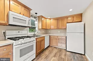 1815 W Dutton Mill Rd, Aston, PA 19014 - Photo 12