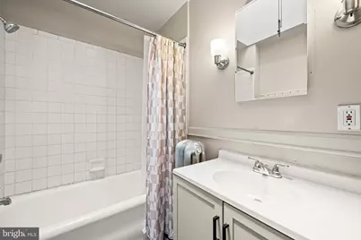 208 E Essex Avenue, Lansdowne, PA 19050 - Photo 18