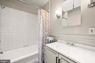 208 E Essex Ave, Lansdowne, PA 19050 - Photo 18