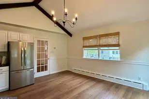 284 S Devon Ave, Wayne, PA 19087 - Photo 4