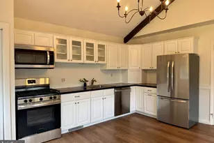 284 S Devon Ave, Wayne, PA 19087 - Photo 2