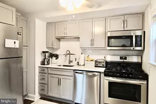 829 Spruce St, Collingdale, PA 19023 - Photo 8