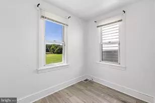 1046 Yates, Marcus Hook, PA 19061 - Photo 24