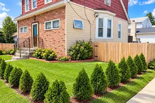 1700 Shallcross Ave, Folcroft, PA 19032 - Photo 2