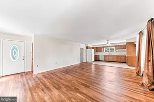 4 N Garfield Ave, Glenolden, PA 19036 - Photo 8